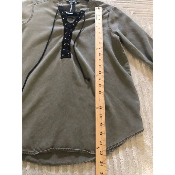 Express Womens Olive Lace Up Front Tassel Long Sleeve Shirt Top Size P/S - Picture 8 of 12